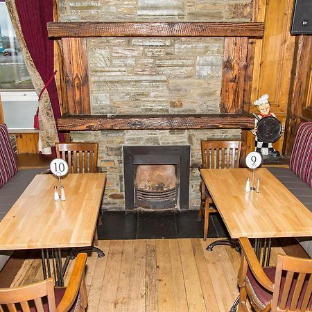 The Frontier Hotel Bridgend Екстер'єр фото