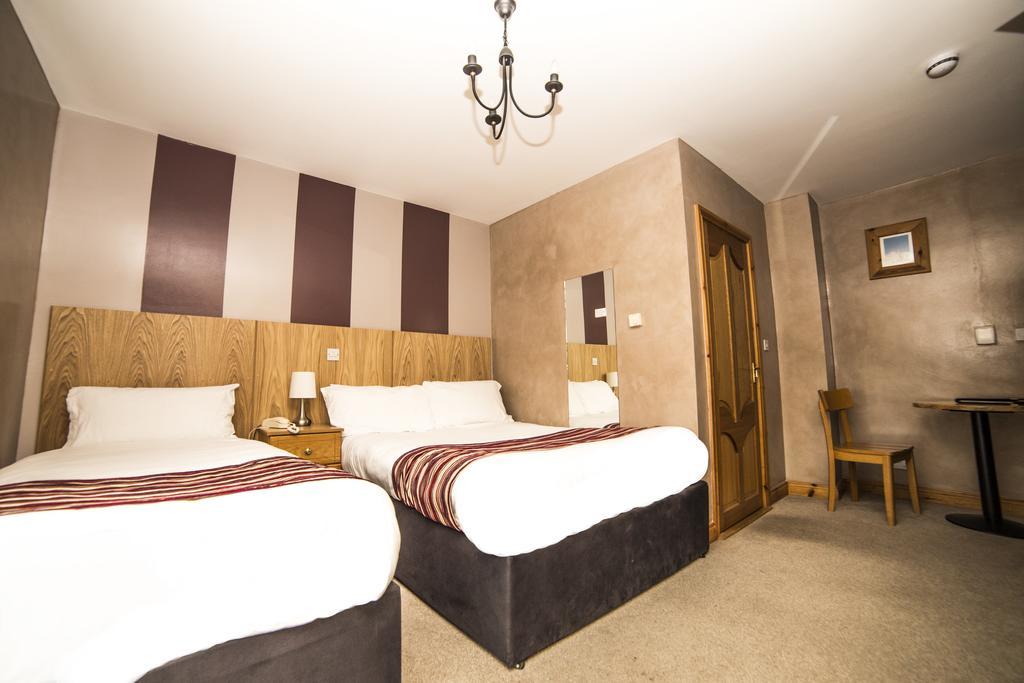 The Frontier Hotel Bridgend Номер фото
