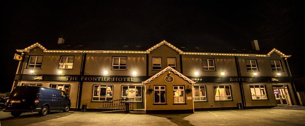 The Frontier Hotel Bridgend Екстер'єр фото