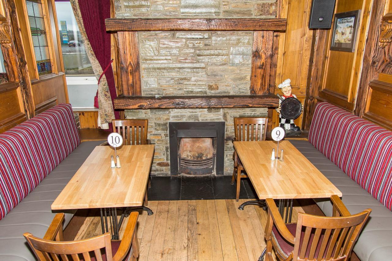 The Frontier Hotel Bridgend Екстер'єр фото