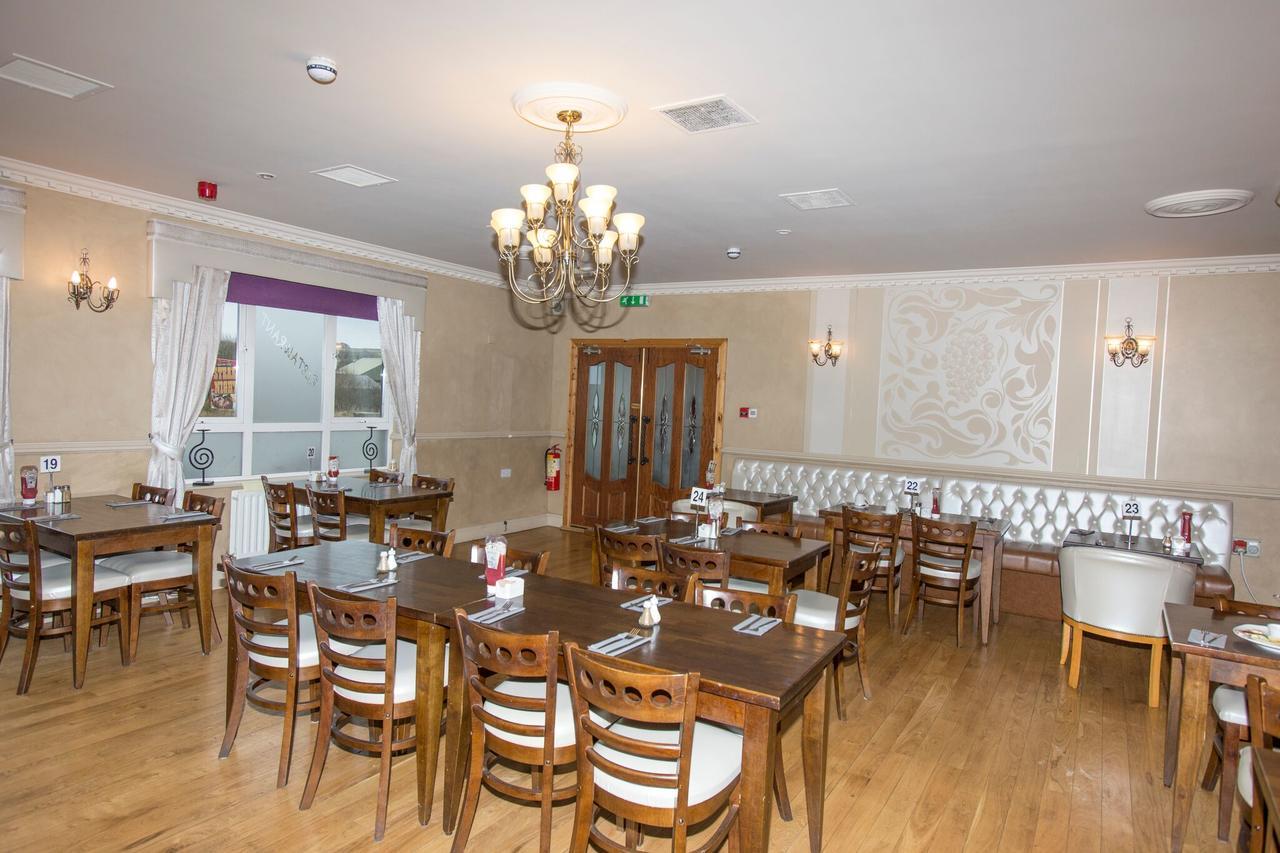 The Frontier Hotel Bridgend Екстер'єр фото